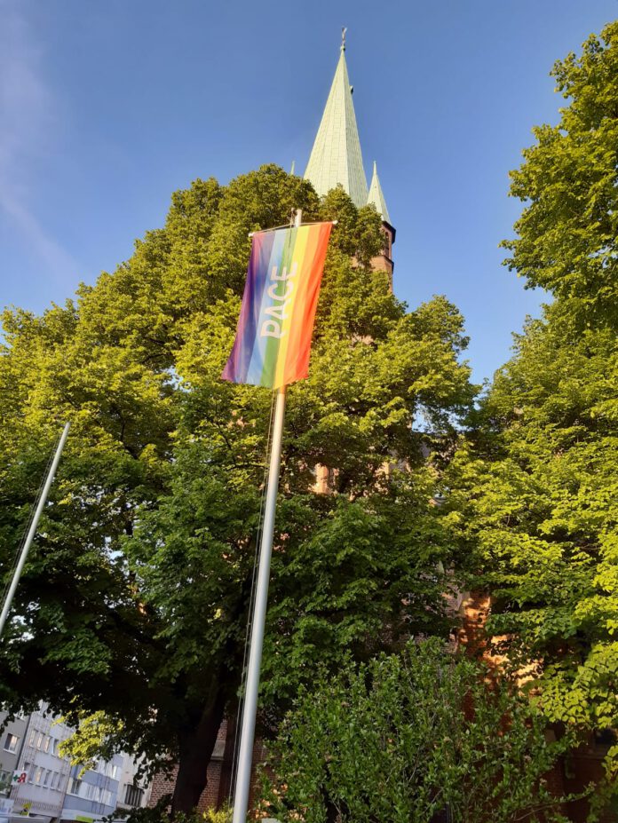 Pfarrei St. Hippolytus bekennt Farbe www.hippolytus.de