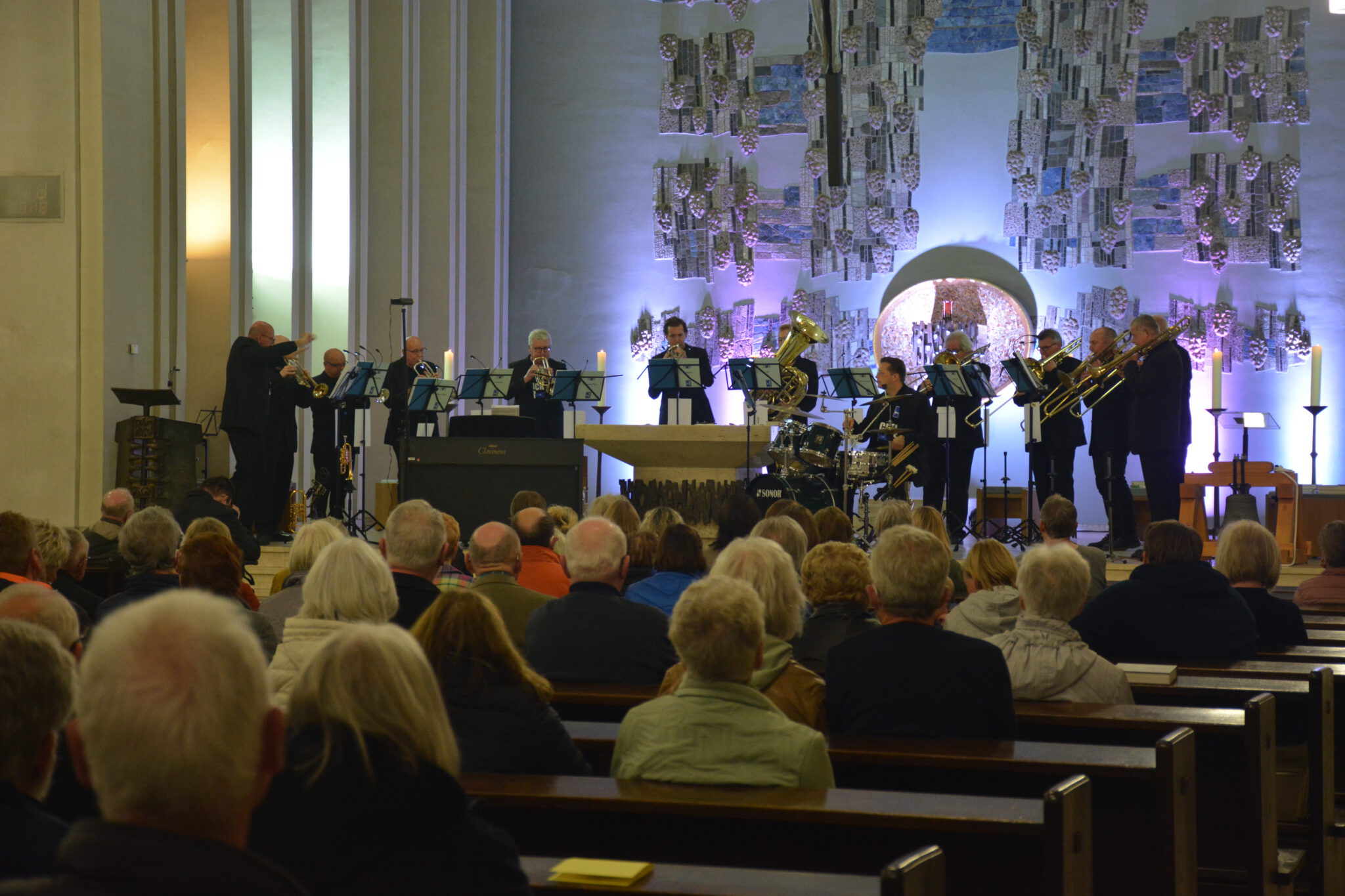 Impressionen aus der Musikreihe “Moments” in Liebfrauen www.hippolytus.de