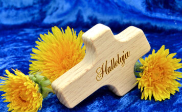 FROHE UND GESEGNETE OSTERN